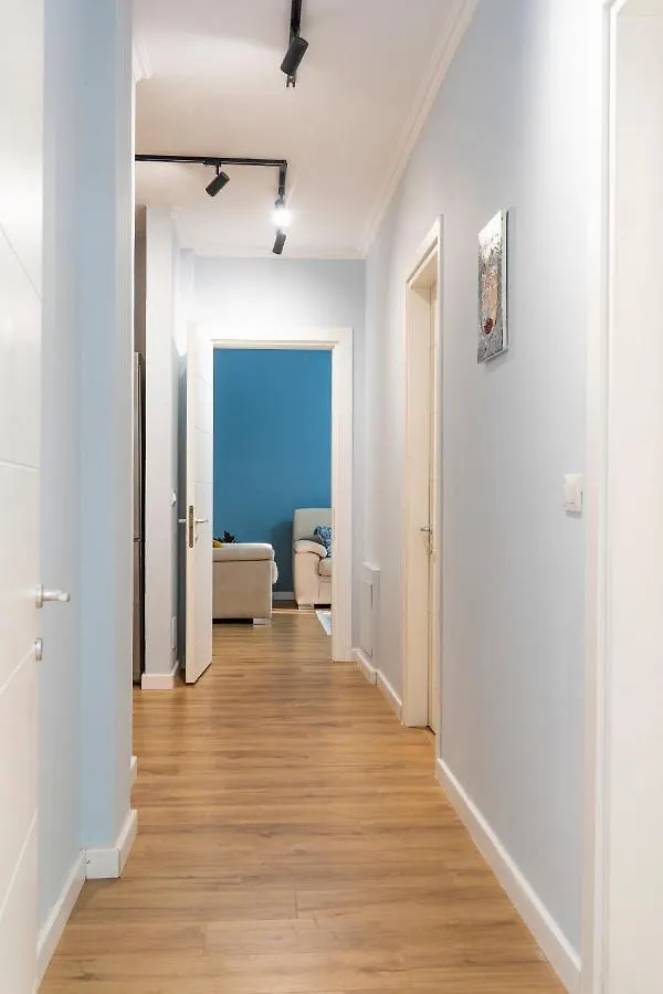 Cane Apartment New Bazaar Tirana